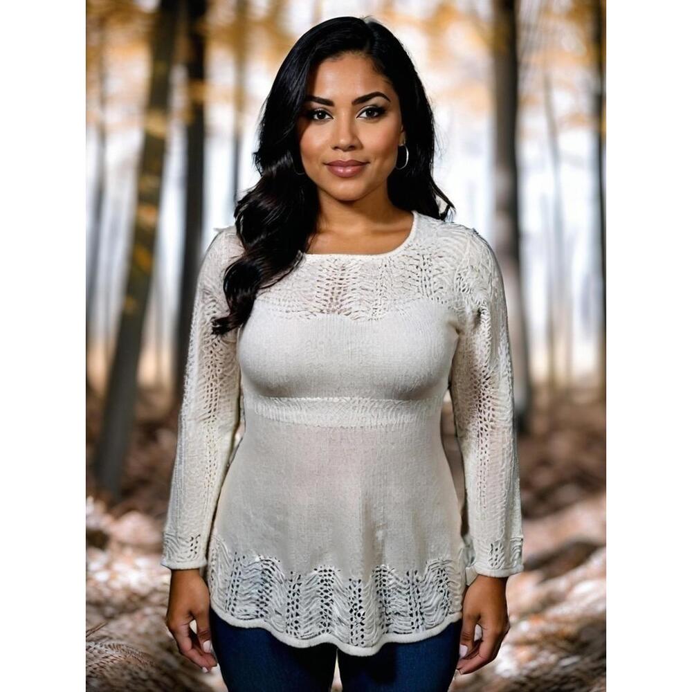 NWT  Women's sweater cardigan Ivory White Long Sleve Tight Knit Cable Sz M Boho